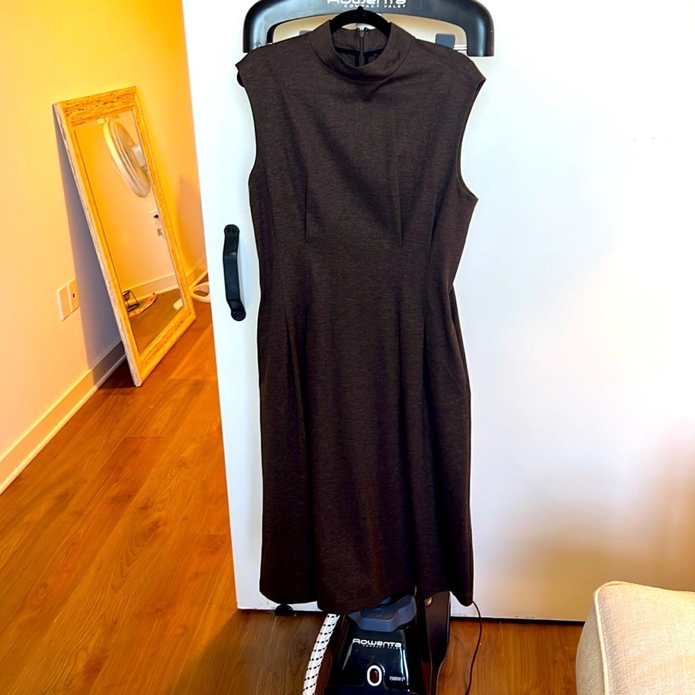 Banana Republic chocolate fall zip up dress